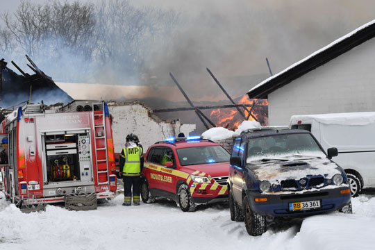 Tre l�nger nedbr�ndt p� g�rd i Aakirkeby