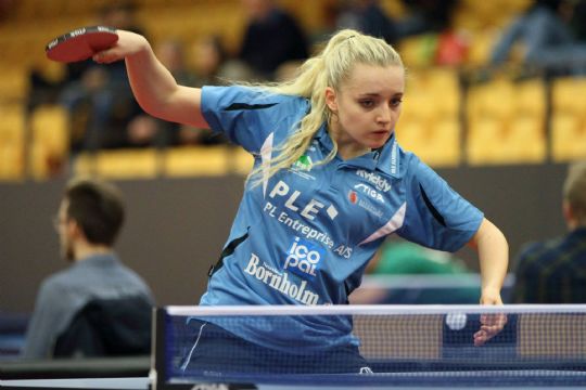 Kort DM for Nicoline Koefoed