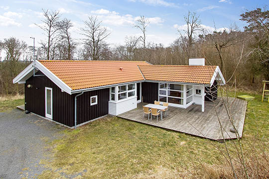 Moderne fritidshus i g�afstand til stranden
