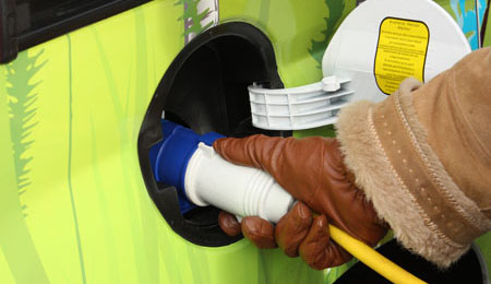 BRK satser p� elbiler som fremtidens k�ret�jer