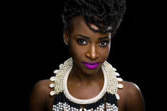 Feridah Rose giver koncert i Raschs Pakhuz