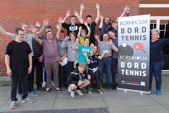 Medaljeh�st til DGI Bordtennis