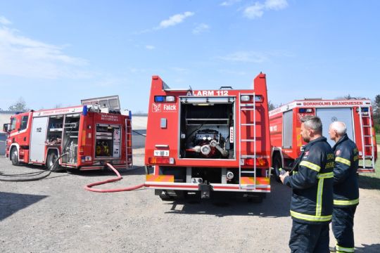 Brand i halm p� g�rd