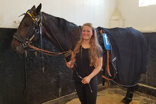 Tysk travtr�ner fik akut hj�lp af Michala