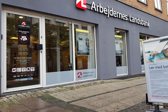 FOA dr�fter at skifte bankforbindelse