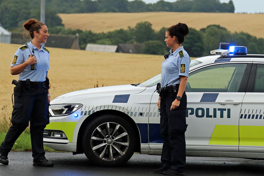 Spritbilist p�k�rte vejskilt