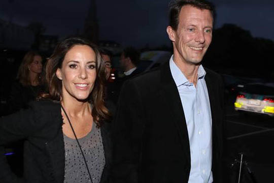 Kongeligt bes�g p� Folkem�det