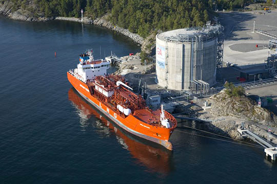 Anne Thomas bes�gte moderne skibshavn