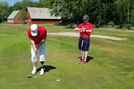 Suver�n vinder i Paragolf Bornholm