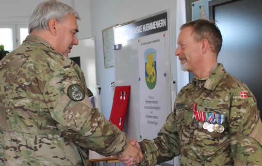 Fortjensttegn til maskingev�rskytte