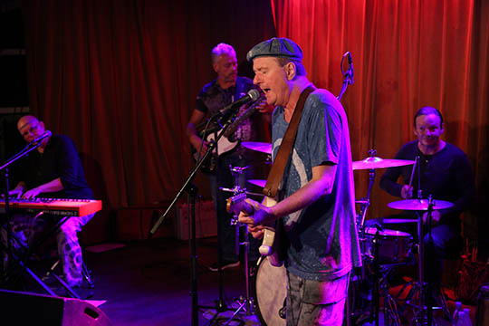 Hyggelig koncert med Jan Gerfast