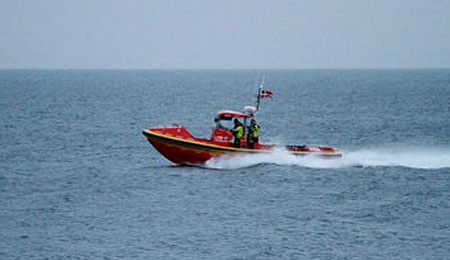 Fiskekutter m�tte bugseres i havn