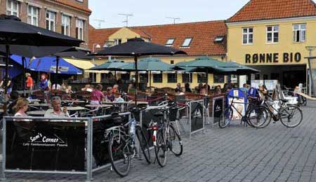 Udend�rs servering til kl. 02:00