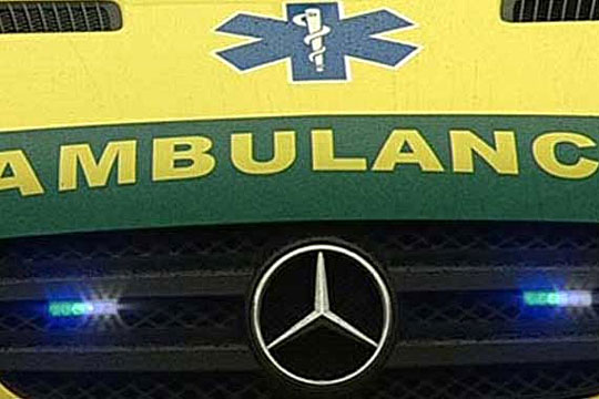 Kvindelig lystsejler h�rdt kv�stet