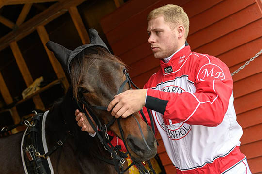 Mads Petersen i travl�b med stor pr�miesum