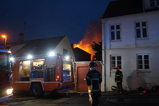 Beboer sigtet efter brand i Allinge