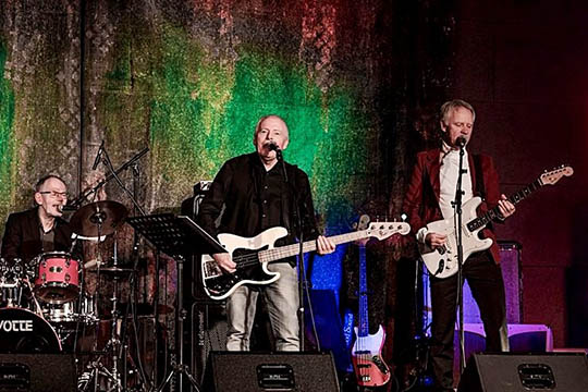 60�er band giver koncert i R�nne