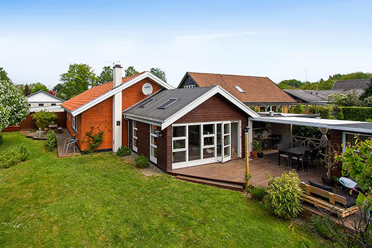 Veldisponeret familievilla i R�nne Nord