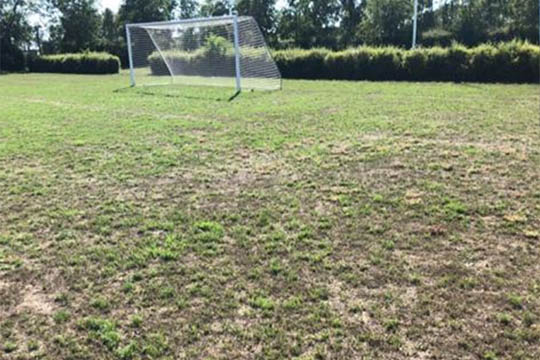 R�nne fB klager over ubrugelige baner