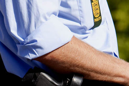 Politiet m�tte sikre natteroen