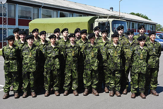 For�ldre til feriedrenge f�r ogs� st�tte