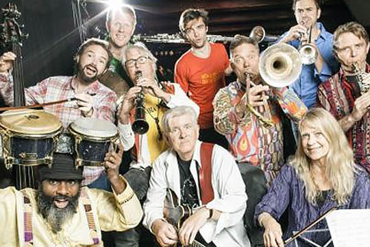 Jungleorkester g�ster Svaneke