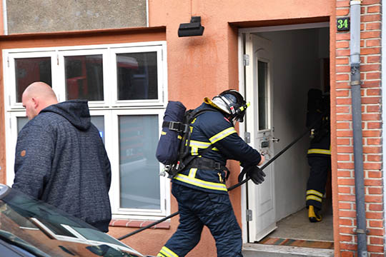 Brand i lejlighed i R�nne