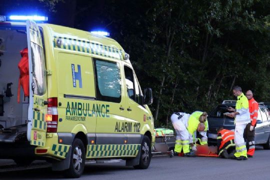 Kvindelig cyklist kv�stet i uheld