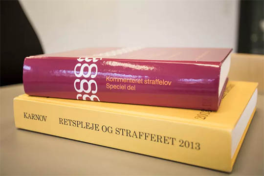 Asylans�ger udvises efter d�dstrusler