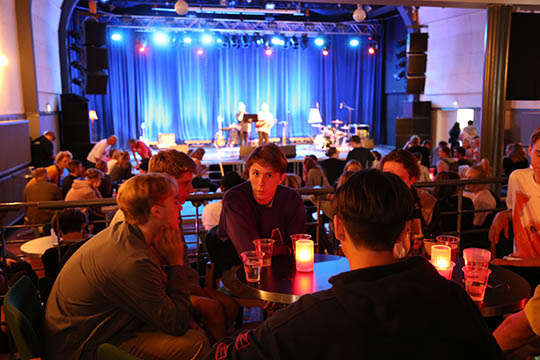 Stort rykind i Musikhuzets fredagscaf�