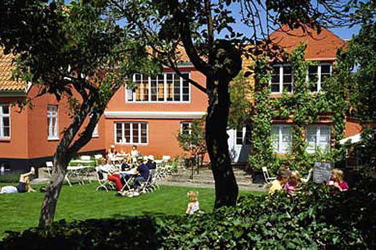 Kommunalt tilskud til Oluf H�st Museet