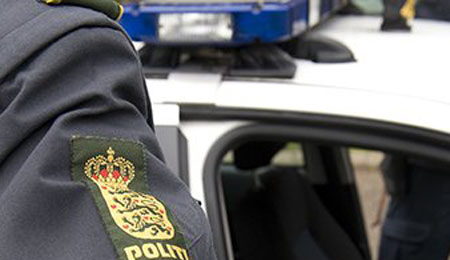 Pl�neklipper og bil i trafikuheld