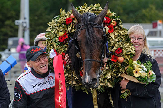 Solon suver�n vinder i Golden League