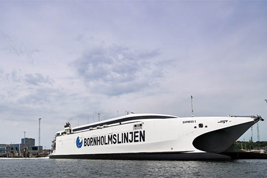 Hurtigf�rgen aflyser dobbelttur mandag