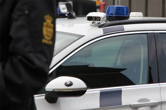 Formodet narkobilist havde sm�b�rn i bilen