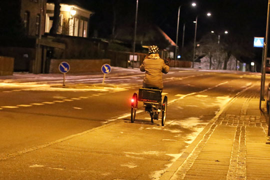 Kold morgen med rimglatte veje