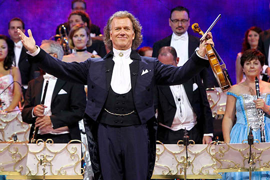 Valsekongen er et hit i biografen