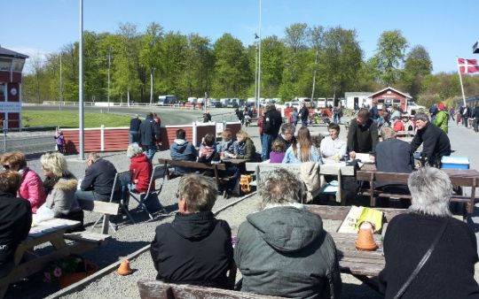 Flot s�son for Bornholms travbane