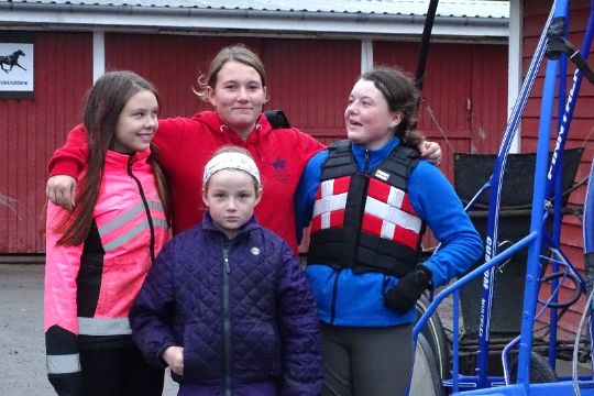 Ponykuske p� tur til Skive