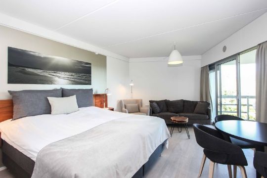 28-�rig mand sn�d hoteller for 12.700 kr.