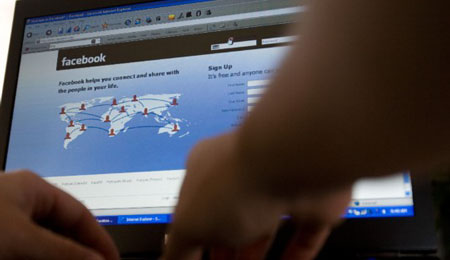 Advarsel for at vise persondata p� Facebook