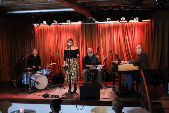 Unik atmosf�re i Rasch Pakhuz