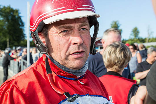 Professionel tr�ner p� sv�r opgave