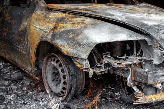 26-�rig bilejer tiltalt for forsikringsfusk