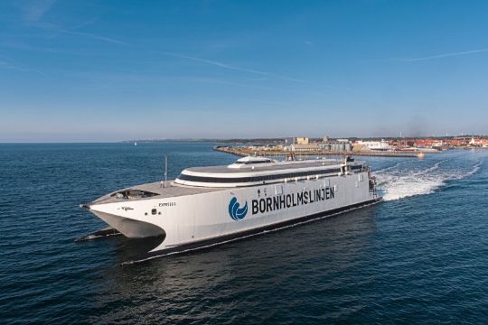 Ny katamaran bliver mere milj�venlig