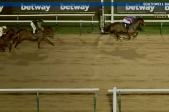 Selma vandt debut i England