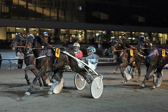 Rene Kj�r tror p� Top3-chance med bornholmerhest