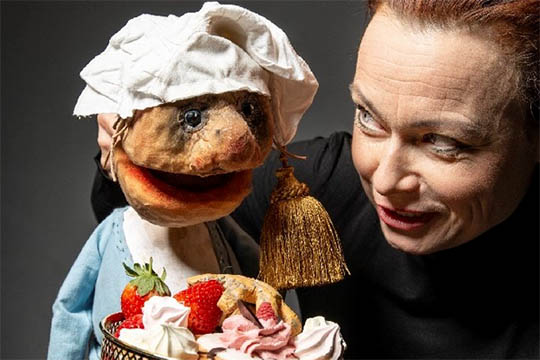 Egnsteater spiller dukketeater