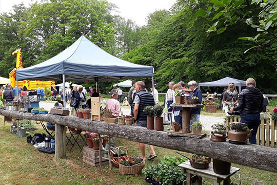 Havemarked flyttes til travdag