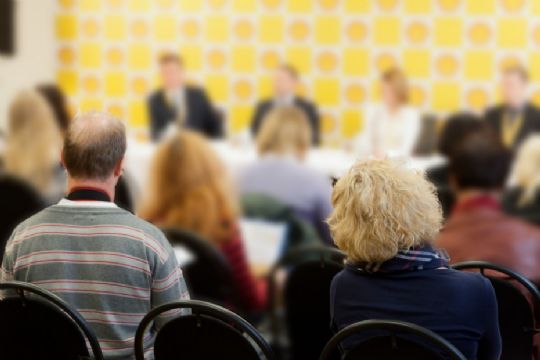 Kommuner m�des p� Bornholm